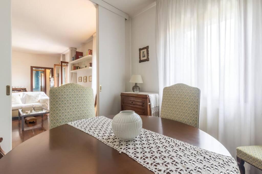 Dadahome Elegante Appartamento Vicino Al Centro Тревізо Екстер'єр фото